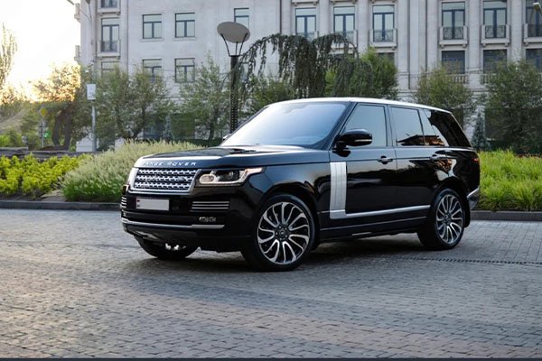 Chauffeured Range Rover providing a VIP experience in London, offering luxury travel and personalized service for executive clients.